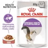 ROYAL CANIN FHN Sterilised in Soße – Nassfutter für ausgewachsene Katzen – 12x85g