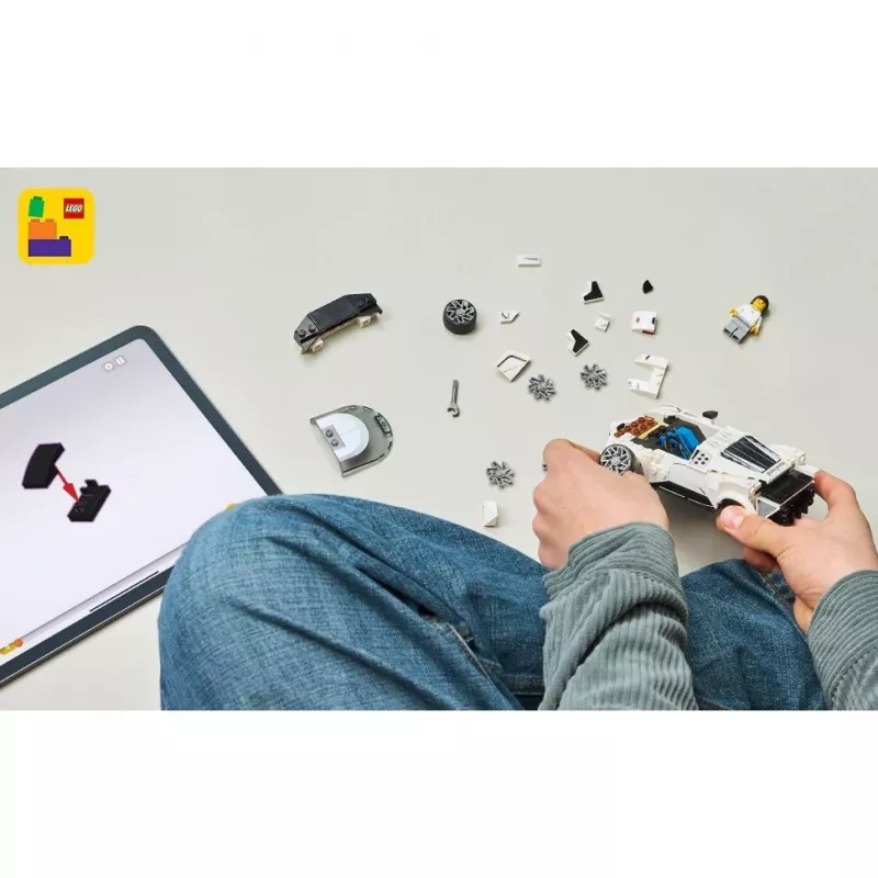 LEGO Konstruktionsspielzeug-Set Bugatti Centodieci Speed Champions 77240 – 291 Teile, 1 Minifigur, ab 9 Jahren