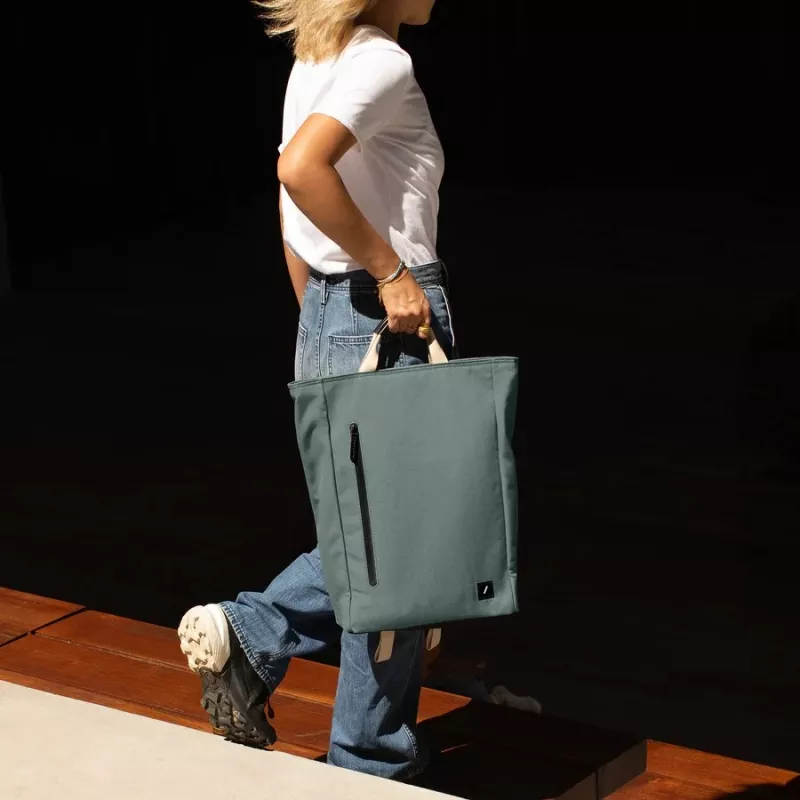 Lässiger Rucksack Native Union W.F.A Backpack Grün 100% recyceltes PET