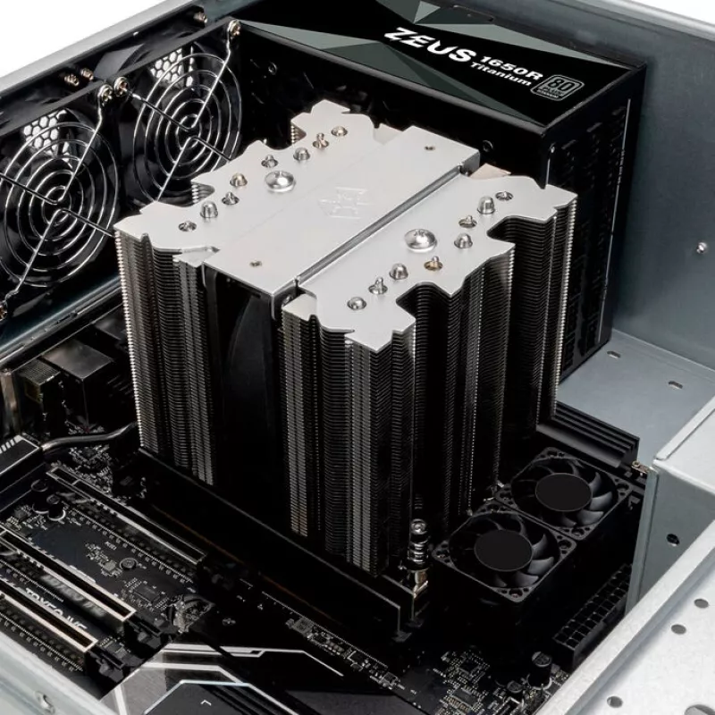 CPU-Kühler SILVERSTONE SST-XED120S-WS für Intel LGA 4677, 4U-Server-Formfaktor, silber