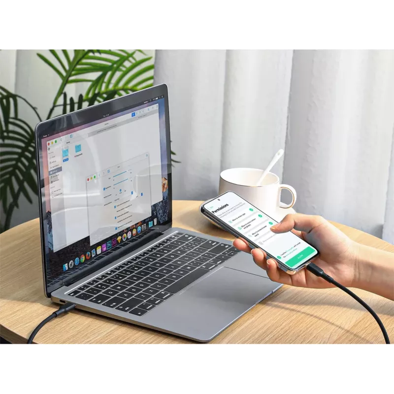 AUKEY CB-SCC241 USB-C Power Delivery PD 240W 5A 20V 1m Nylon Schwarz - D