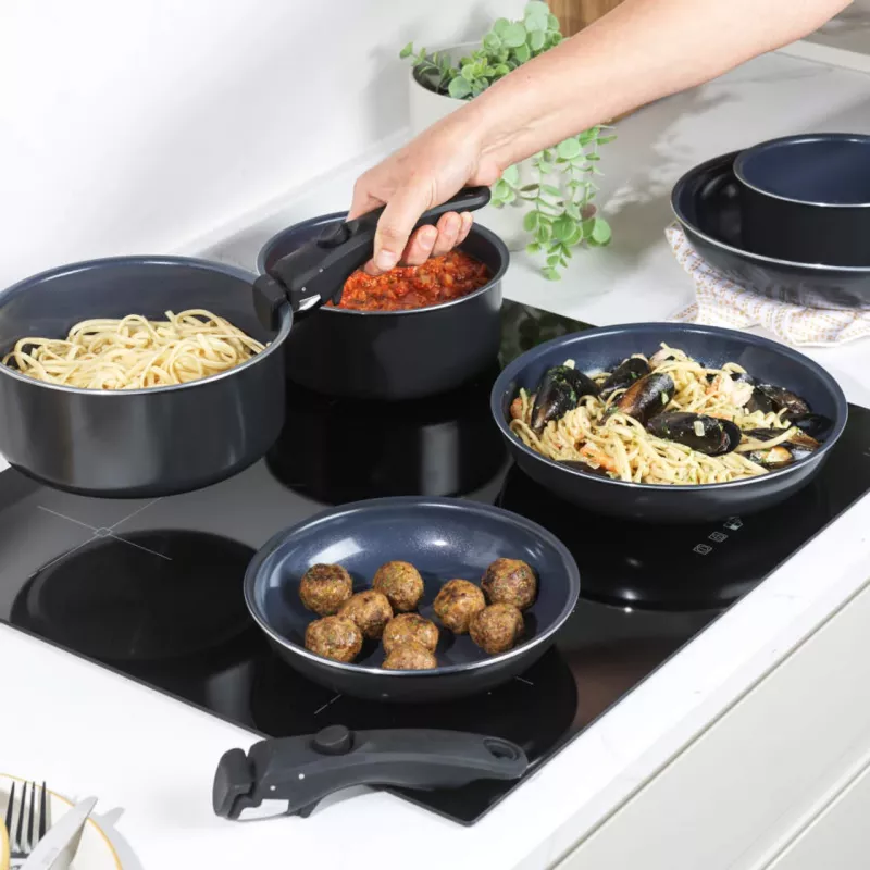 Kochtopf-Set Russell Hobbs RH03321EU7 — 8-teilig, antihaftbeschichtet, spülmaschinengeeignet