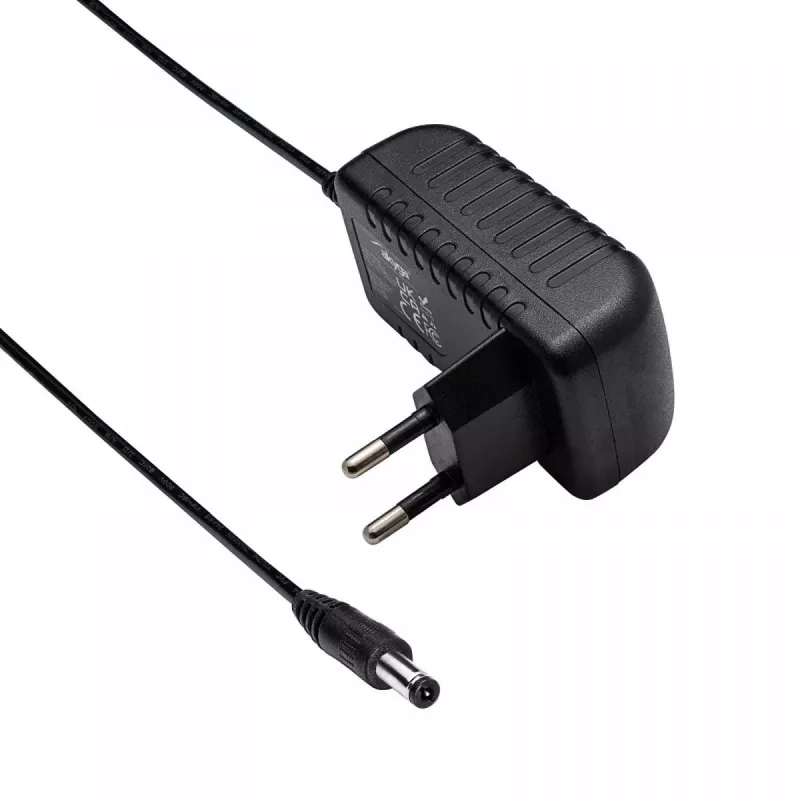 Akyga AK-TB-09 Universal-Netzteil, 12 V, 0,5 A, 6 W, 5,5 x 2,1 mm, 1,4 m