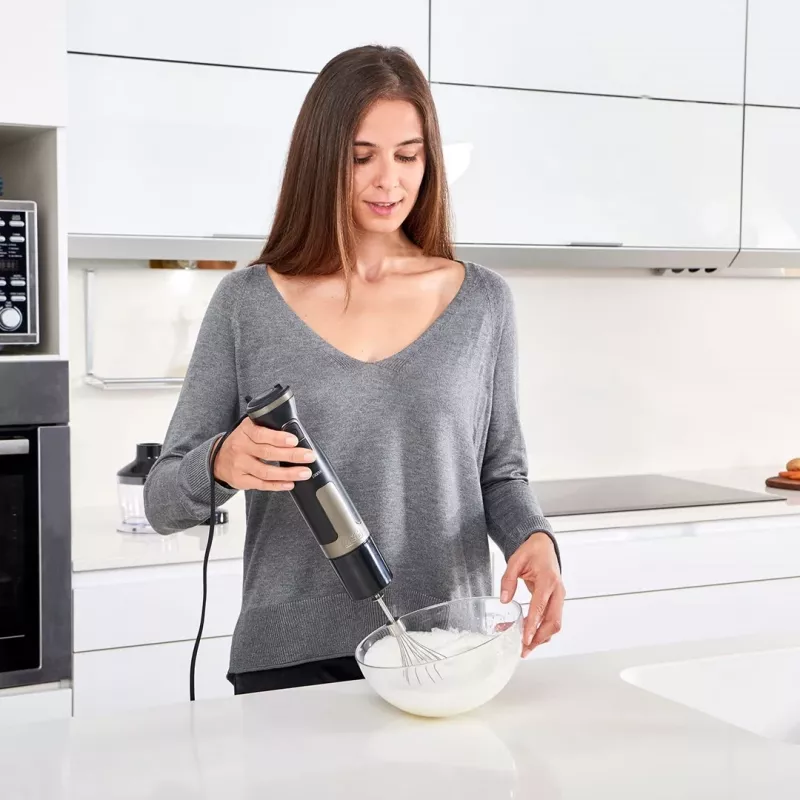 Stabmixer Schwarz & Decker BXHBA1500E — 1500 W Handmixer mit Edelstahlschaft, 20 Geschwindigkeiten, Zerkleinerer, Schneebesen, Puls