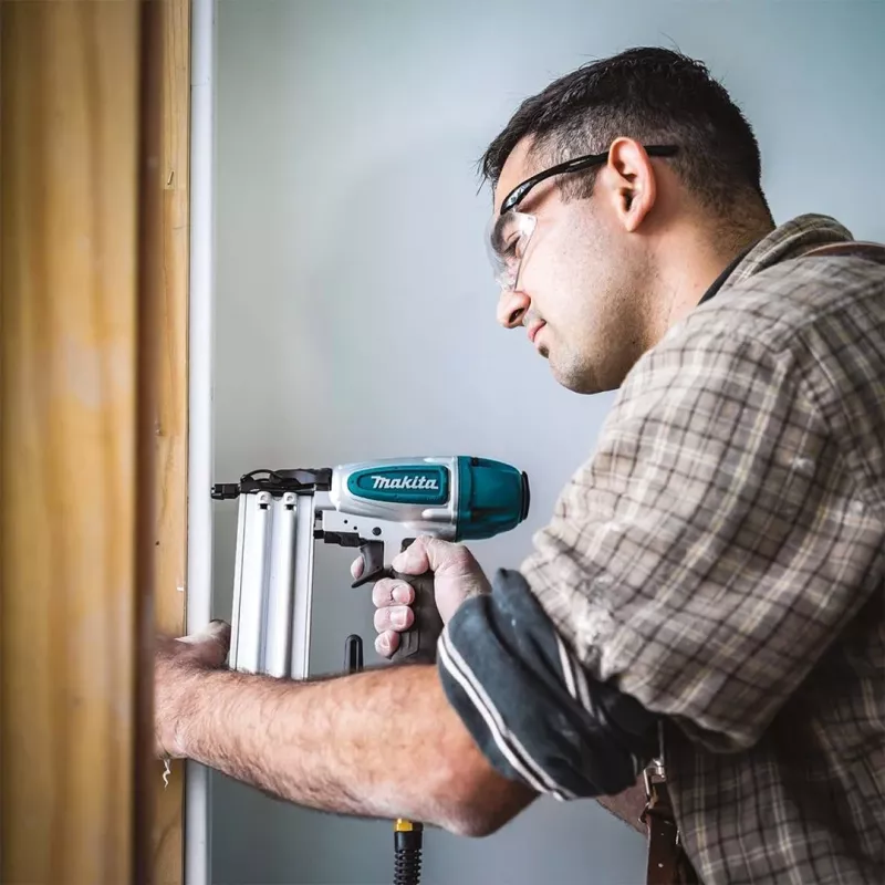 Makita AF506 Druckluftnagler