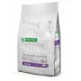 Trockenfutter für Welpen nature's protection Superior Care White Dogs Grain Free Junior Salmon 10 kg — Trockenfutter, getreidefrei, 26 % Protein, 15 % Fett