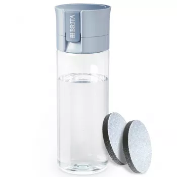 Filterflasche BRITA Vital Pastelblau 600 ml mit 2 MicroDisc-Filtern, BPA-frei, spülmaschinenfest