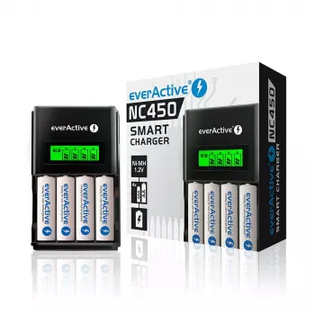 Akkuladegerät everActive NC450B — 4‑Zellen AAA-Ladegerät, 110/230V AC, schwarz