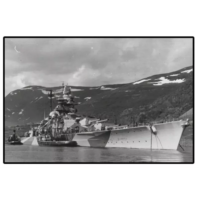 Konstruktionsset Cobi Schlachtschiff Tirpitz Modell mit 593 Teilen, maßstabsgetreu und Display-Merkmale