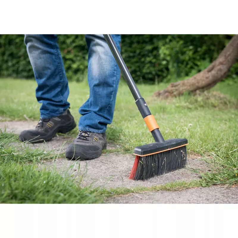 Besen Fiskars 1001417 Schwarz Orange
