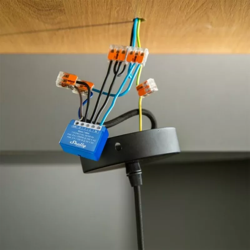 Smart-Relais Shelly Qubino Wave 1 Mini kabellos 110–240V, 8A AC / 5A DC, 868,4 MHz, für Innenräume, blau