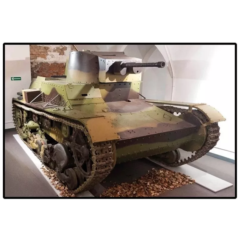Cobi Bausteine Leichter Panzer 7TP Modell, 669 Teile, COBI-2661