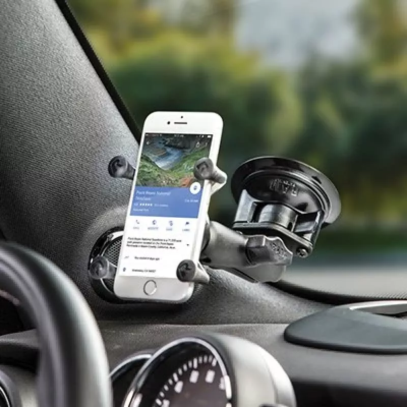 RAM Mounts X-Grip Telefonhalterung mit Twist-Lock Saugnapf