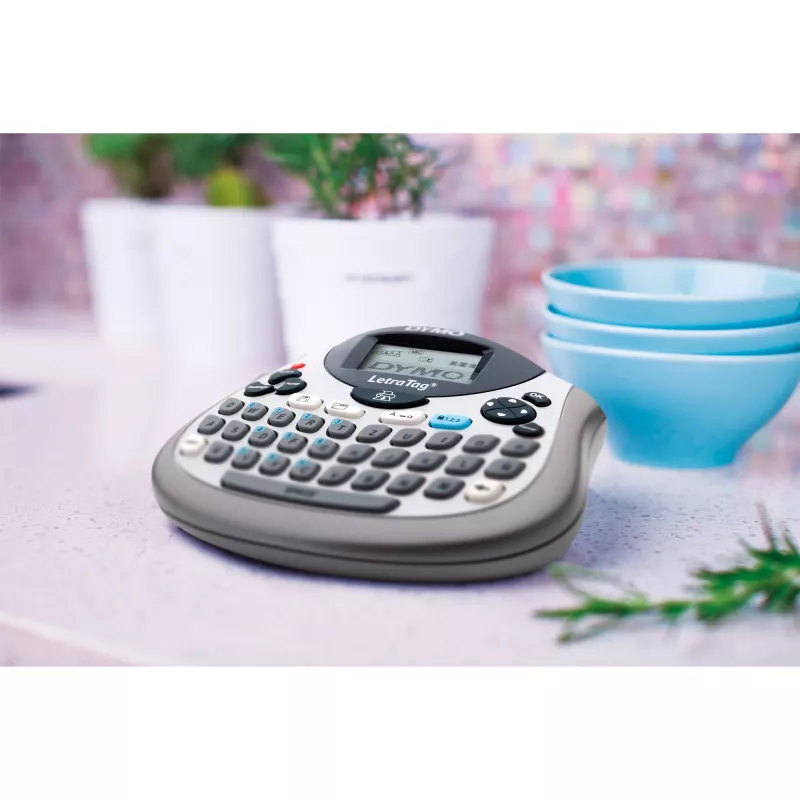 Etikettendrucker Dymo LetraTag LT-100T mit QWERTZ-Tastatur, tragbarer Thermo-Etikettendrucker