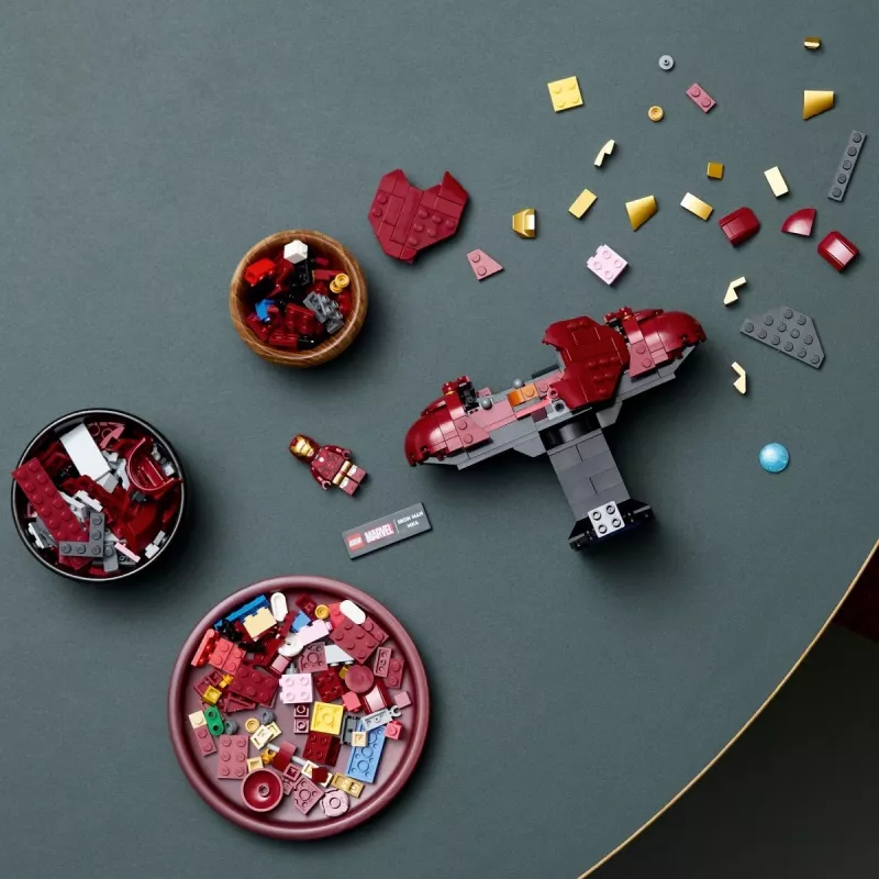 LEGO Konstruktionsset Marvel Super Heroes Iron Man MK4 3D-Modell, 436 Teile, enthält 1 Minifigur, für 18+