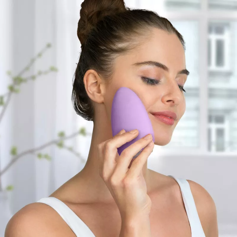 Vibrierende Gesichtsbürste Silk'n Bright Lila Netz-/Batteriebetrieb für alle Hauttypen