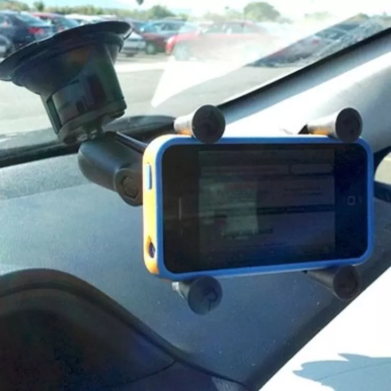RAM Mounts X-Grip Telefonhalterung mit Twist-Lock Saugnapf