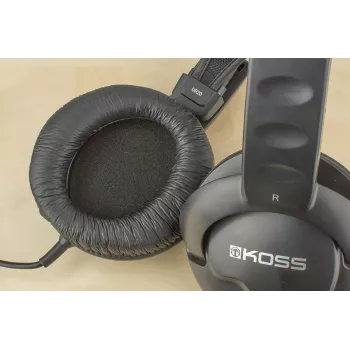 Koss | UR20 | Kopfhörer DJ-Stil | Kabelgebunden | On-Ear | Geräuschunterdrückung | Schwarz