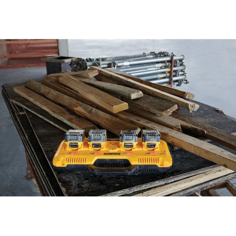 Batterieladegerät DeWALT DCB104-QW