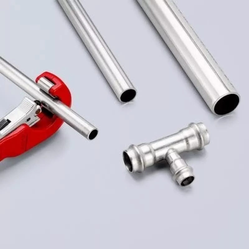 Knipex 90 31 02 SB manueller Rohrschneider Pipecutter