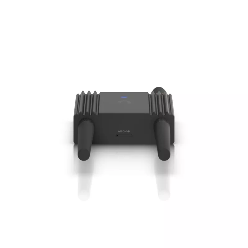 Mobilfunknetz-Router Ubiquiti UMR-Ultra — 4G LTE, NanoSIM, 2,4 GHz Wi‑Fi (802.11g), 2x RJ‑45, 3 externe SMA-Antennen, 5–30 V DC