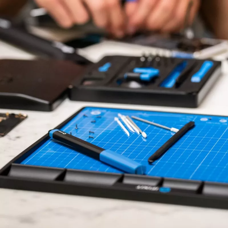 Magnetische Matte iFixit FixMat 1 300x250 mm mit Stift
