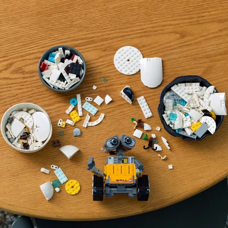 LEGO Bauset Disney Pixar WALL·E und EVE 43279 — 811 Teile, 130 mm Höhe, für 18+