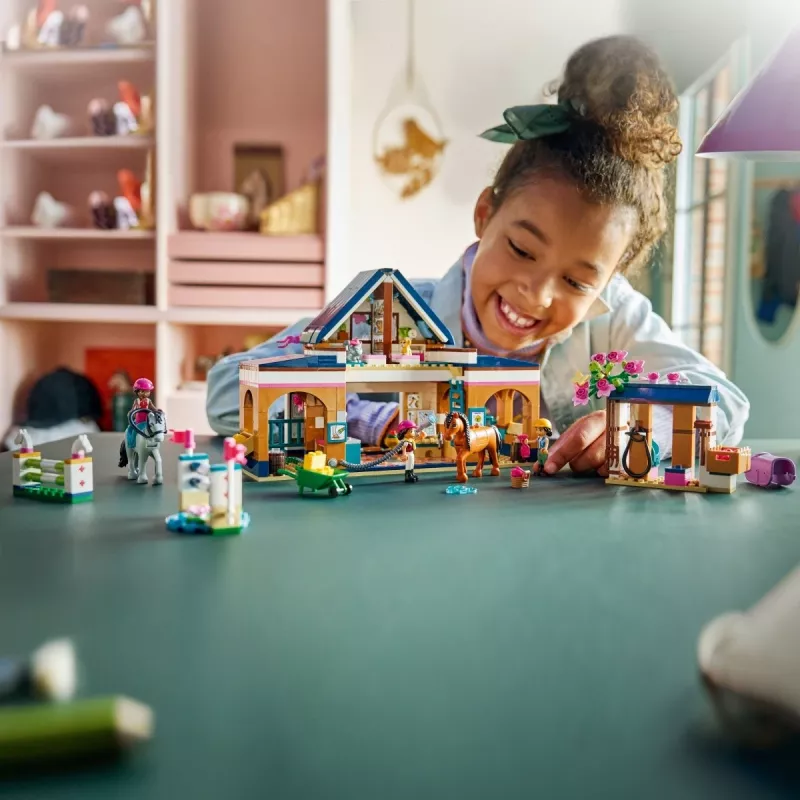 Blocks Friends 42688 Pferdestall und Reitakademie