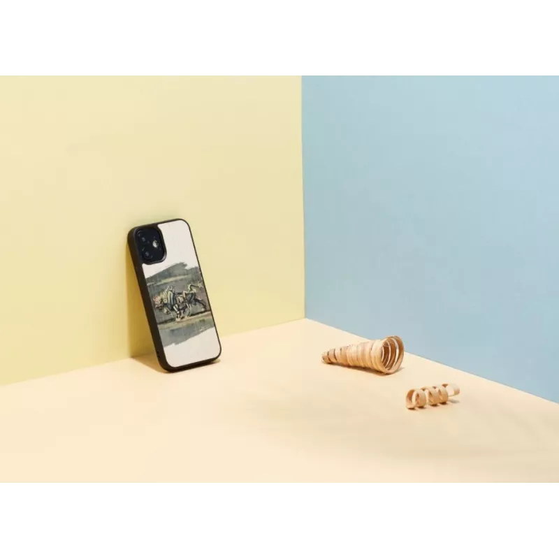 Handyhülle Man and Wood für iPhone 12 mini — weißes Stier-Design