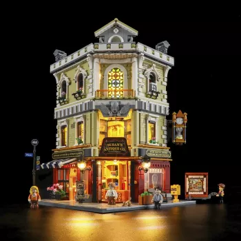 Lumibricks Antique Shop Building Set