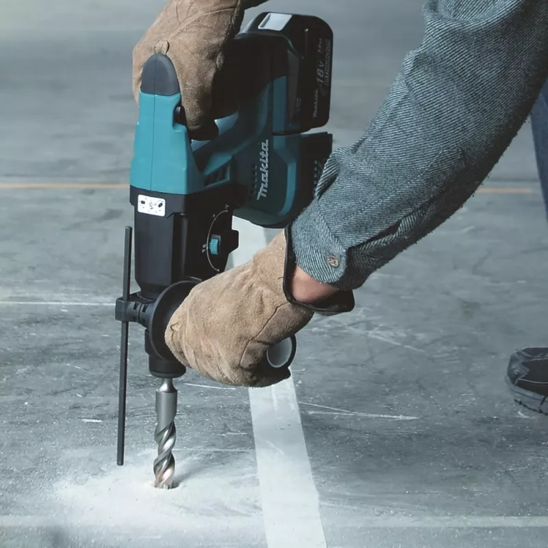 Makita DHR243RTJ Bohrhammer 9500 U/min