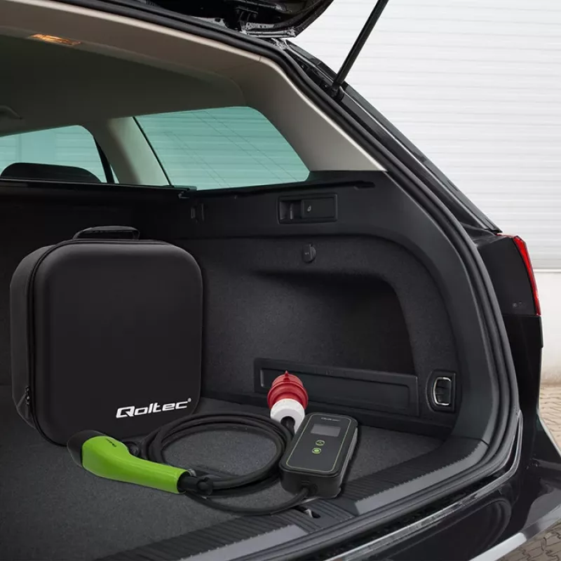 Qoltec Mobile EV Car Charger Adjustable 2in1 Type2 | 11kW | CEE 5 PIN | LCD | 3 Phasen | Tragbar | Wallbox | 5m