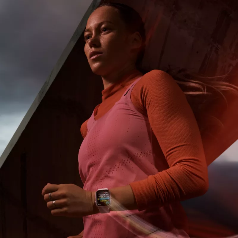APPLE Watch Series 9 GPS + Cellular 45 mm Mitternacht Aluminiumgehäuse mit mitternachtfarbenem Sportarmband – M/L (MRMD3QF/A)
