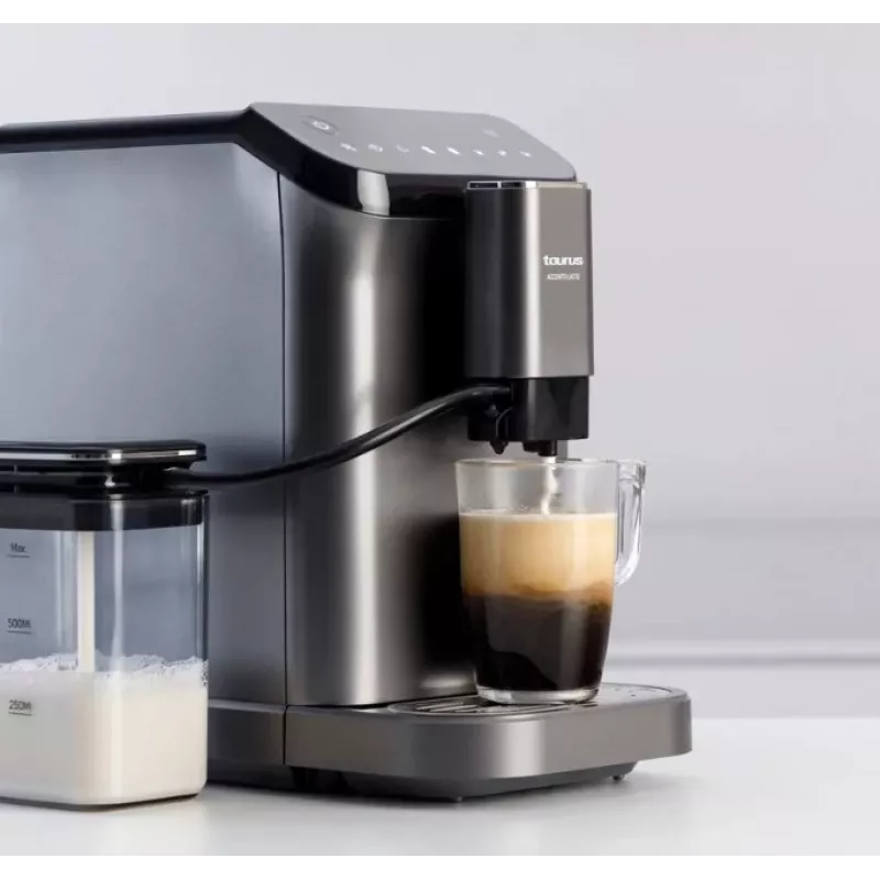 Espressomaschine Taurus Accento Latte vollautomatisch, integriertes Mahlwerk, 1,5 L Wassertank, Kaffeebohneneingabe