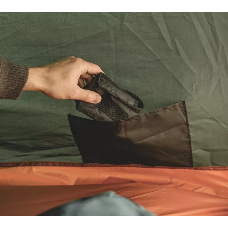 Tunnelzelt Easy Camp Pasvik 4 — 4-Personen, Hartgestell, 3 m wasserdichtes Überzelt, Aluminiumgestänge, dunkelgrün, 2350×4050×1200 mm