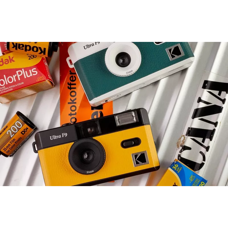 Kompakte Filmkamera Kodak F9 135 mm Grün Weiß ISO 200-400