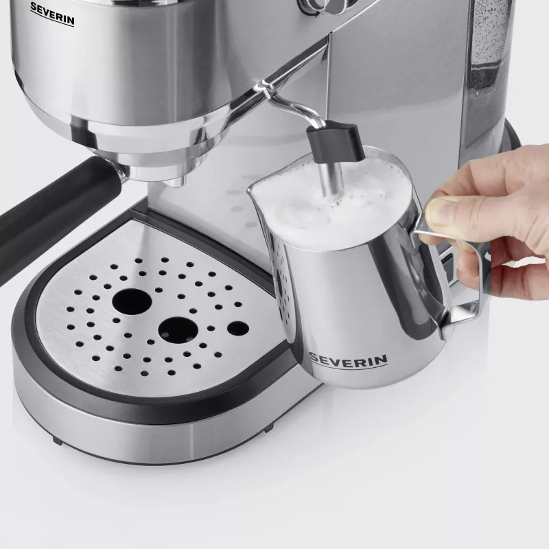 Espressomaschine SEVERIN Newspresa KA 5997 — halbautomatisch, 1 l Wassertank, 1350 W, Kaffeepulver, schwarz/gebürsteter Edelstahl/chrom