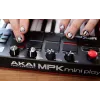 MIDI-Tastatur Akai MPK Mini Play Mk3 25 Tasten USB Schwarz Rot