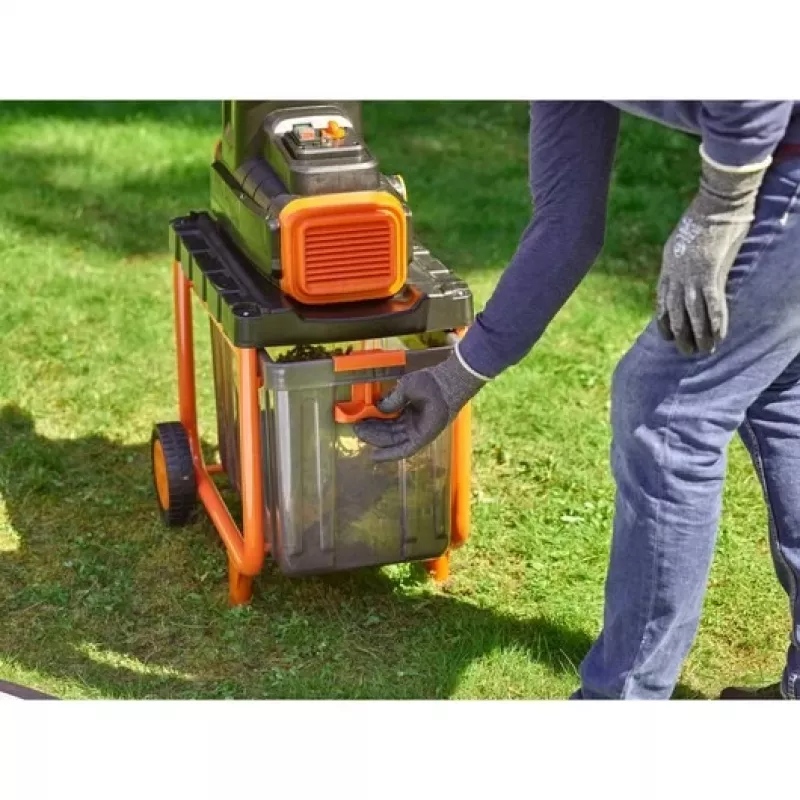 Schwarz & Decker BEGAS5800-QS Gartenhäcksler 2800 W 45 L