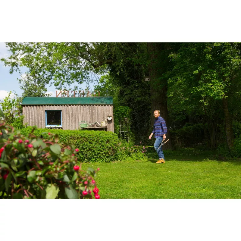 Gartenschere GARDENA NatureCut Bypass — Hand-Bypass-Schere für Äste und Stiele