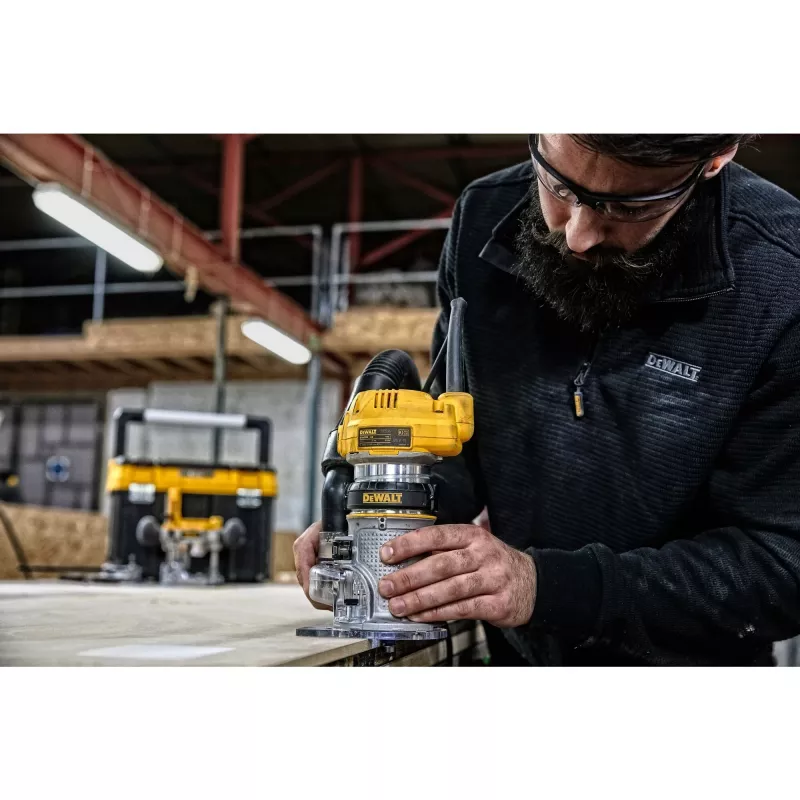 Router DeWALT D26204K