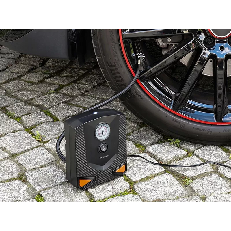 Tragbare Luftpumpe TRACER RES-03ML 12V 150 PSI — Autoreifenfüller, 12 V Stromversorgung