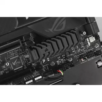 SSD-Laufwerk Corsair MP600 PRO XT 8 TB M.2 PCIe 4.0 NVMe, Kühlkörper