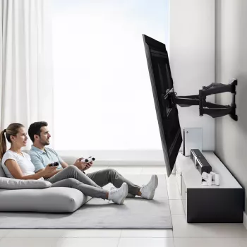 Wand-TV-Halterung MACLEAN MC-781 für Bildschirme von 66–177,8 cm (26–70 Zoll), neigbar -12–2°, VESA 100x100–400x400, max. Belastbarkeit 45 kg, schwarz