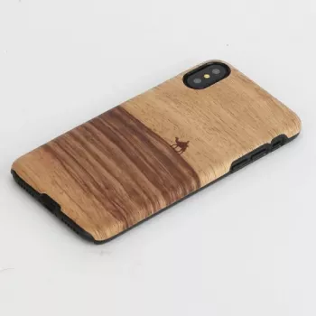 Schutzhülle MAN&WOOD für iPhone X/XS – Terra Schwarz, schützende Rückseite