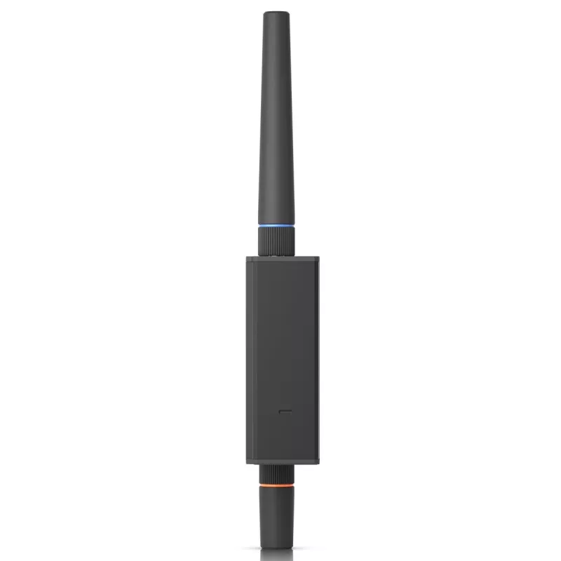 Mobilfunknetz-Router Ubiquiti UMR-Ultra — 4G LTE, NanoSIM, 2,4 GHz Wi‑Fi (802.11g), 2x RJ‑45, 3 externe SMA-Antennen, 5–30 V DC