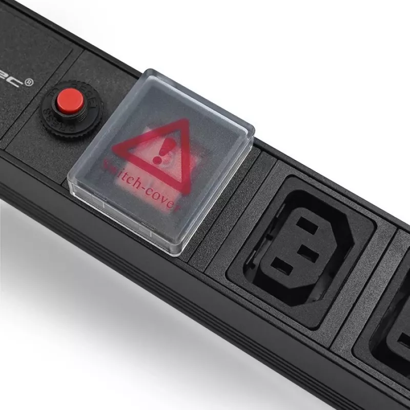 Qoltec 53998 Steckdosenleiste für RACK 19 | 1U | 10A | PDU | 8xIEC C13 | 2m