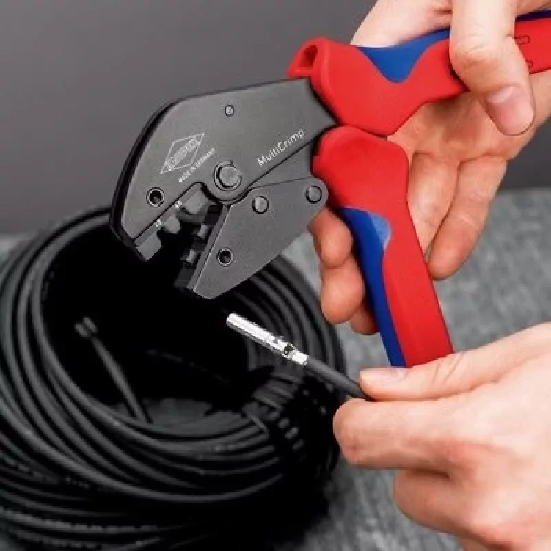 Crimpwerkzeug Knipex 97 33 03 MultiCrimp für PV-Steckverbinder MC4 und MC4 EVO2