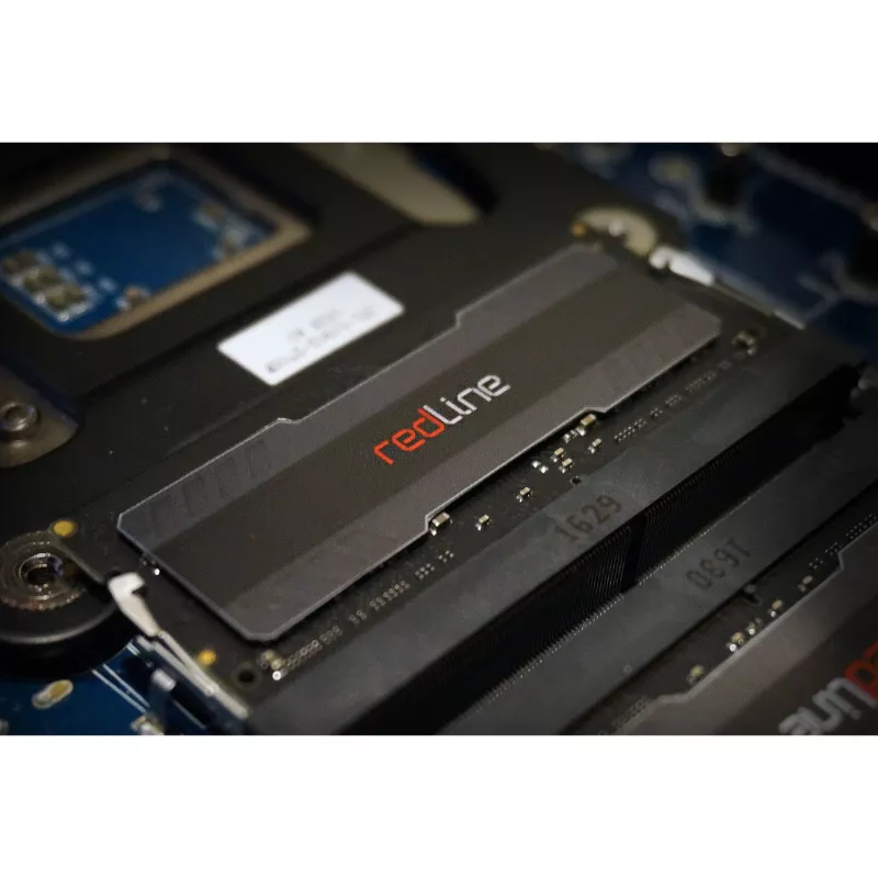 SO-DIMM 16 GB DDR4-3200 (2x 8 GB) Dual-Kit, Arbeitsspeicher schwarz, MRA4S320NNNF8GX2, Redline, INTEL XMP