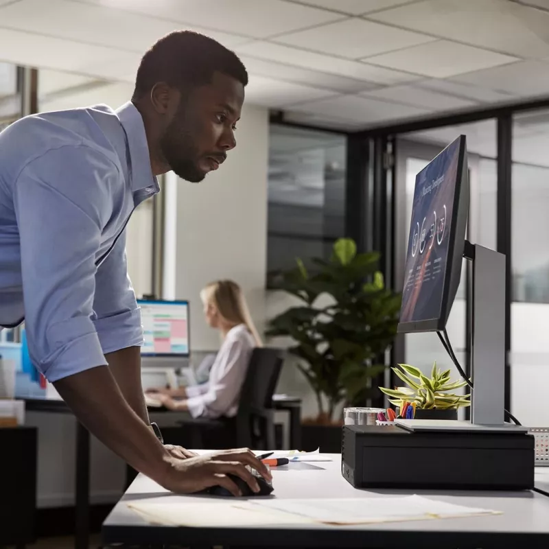 Desktop-PC HP Pro 400 SFF G9 — Intel Core i5-14500, 8 GB DDR5 4800, 512 GB NVMe SSD, Intel UHD 770, Windows 11 Pro